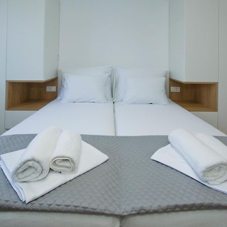 Luka'S Lodge Guesthouse & Hostel Хвар Экстерьер фото