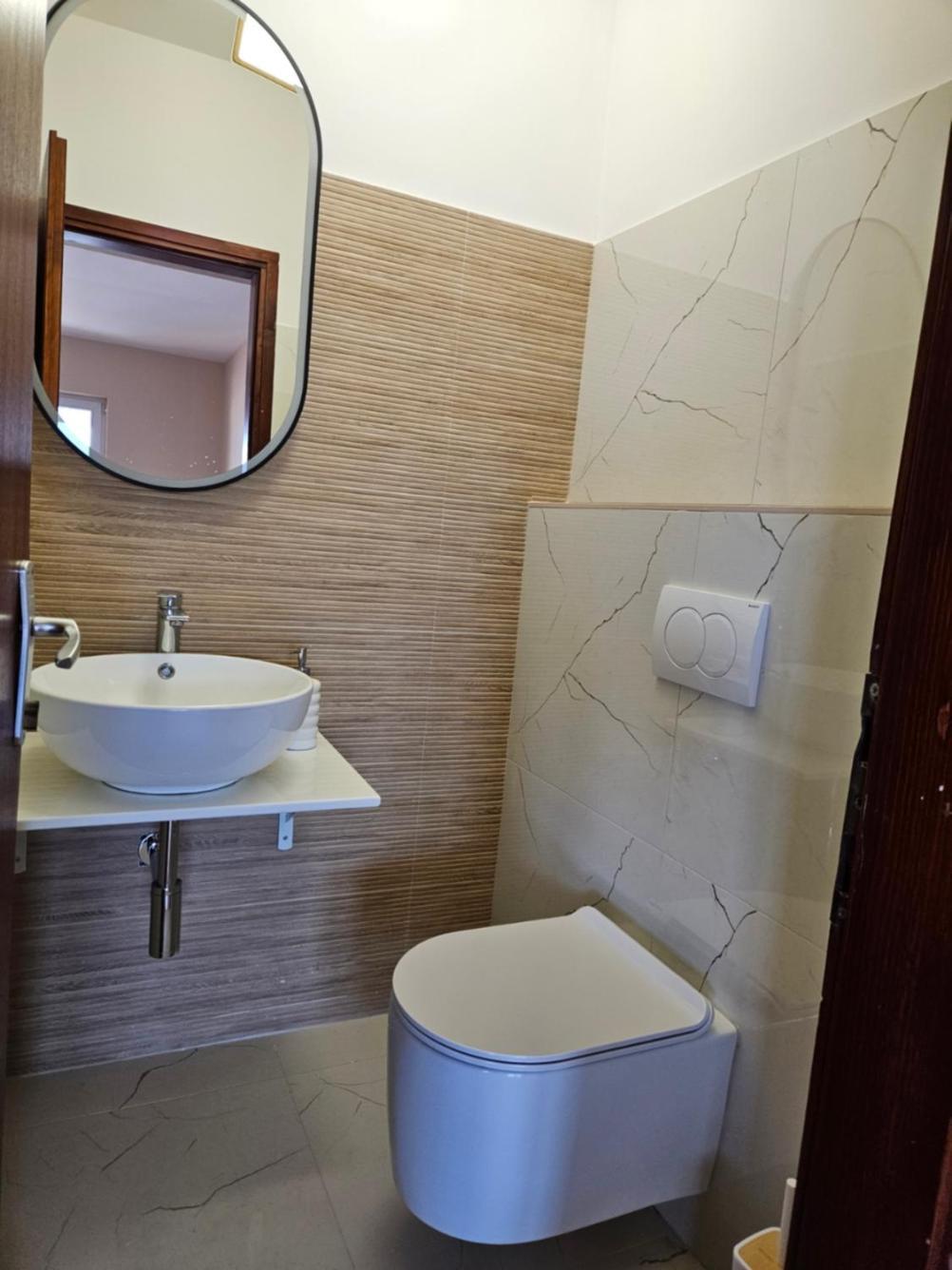 Luka'S Lodge Guesthouse & Hostel Хвар Экстерьер фото